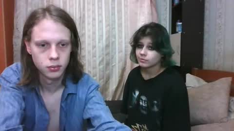 Crystal and Marcl online show from February 20, 3:52 pm