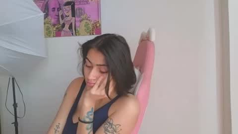 Crystal Blaze online show from November 10, 4:21 pm