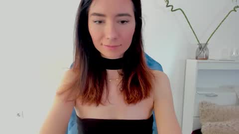 Snapshot of crystalnut chatting on September 26, 2:41 am Maria online show from September 26, 2:41 am