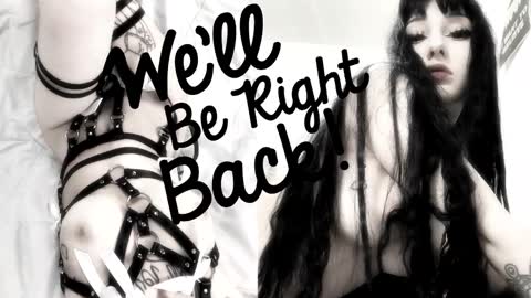 Sasha    Make me moan with patterns   good music here  online show from November 23, 9:35 pm