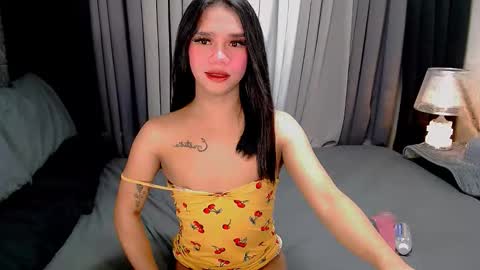 bea takashi  online show from October 25, 1:44 pm