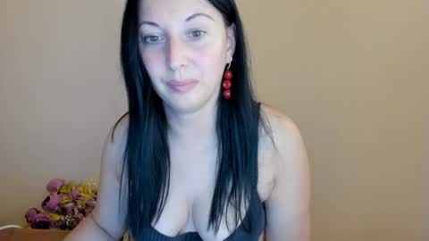 HELEN online show from October 31, 5:24 pm