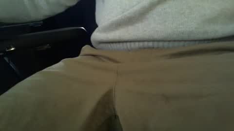 cuddlebeardeluxe online show from December 1, 1:31 pm