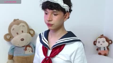 Cuddly online show from October 29, 4:36 am