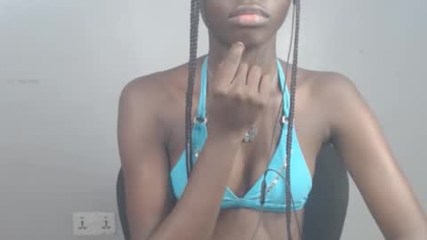 sophie online show from September 11, 8:04 am