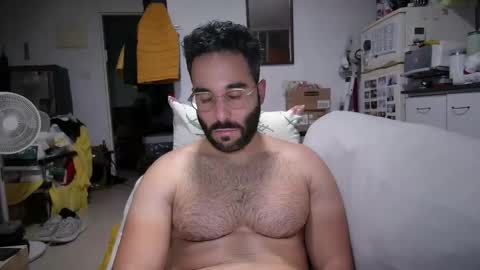 Cuman online show from March 13, 1:42 am