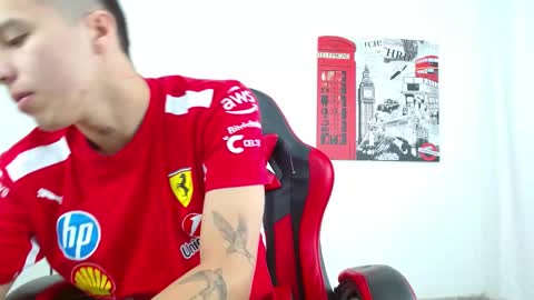 cumandres online show from October 15, 2:18 pm