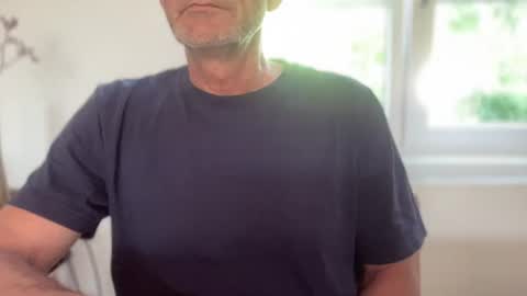 cumminglater online show from June 22, 5:59 am