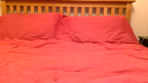 cumonherguys online show from October 10, 7:47 am