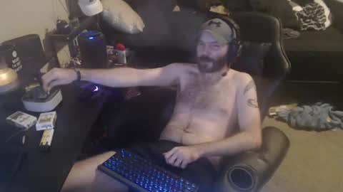 cumslinger2003 online show from December 29, 9:17 am