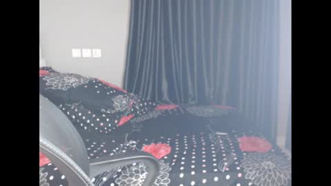 chloe online show from January 17, 10:23 pm