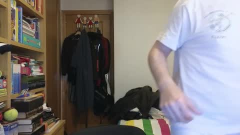 curiosillo1983 online show from March 21, 8:19 am