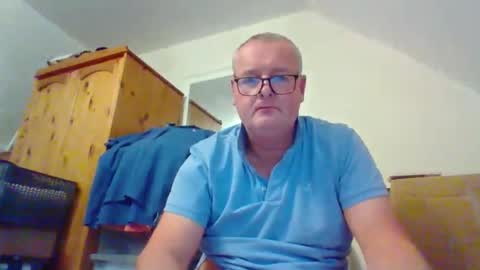 curiousax77 online show from October 24, 3:24 pm