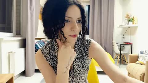 Kira online show from May 10, 11:44 pm