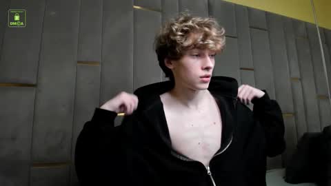 KEVIN online show from September 20, 9:07 pm