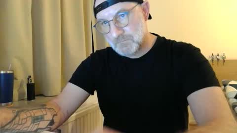 Curman85 online show from March 12, 12:58 am