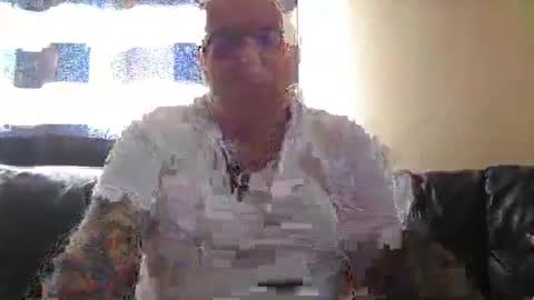 Snapshot of curtus14 chatting on December 31, 8:59 am curtus14 online show from December 31, 8:59 am