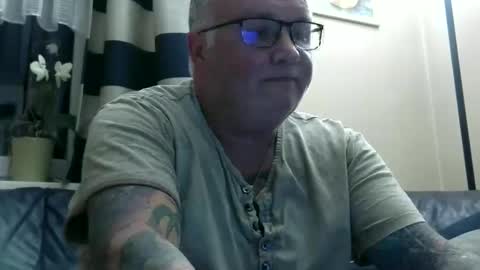 Snapshot of curtus14 chatting on October 11, 9:51 pm curtus14 online show from October 11, 9:51 pm