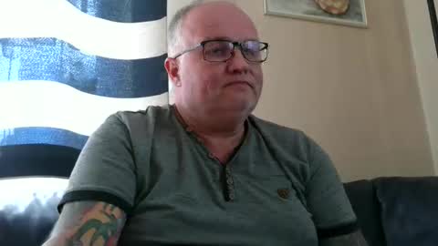 Snapshot of curtus14 chatting on October 2, 12:59 pm curtus14 online show from October 2, 12:59 pm