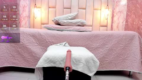 Alyanna  online show from September 12, 11:56 am