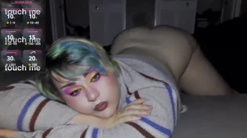 Curvygothfemboy online show from February 16, 4:09 am