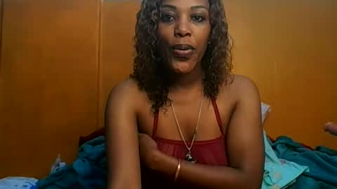 curvylyin online show from May 8, 10:32 am