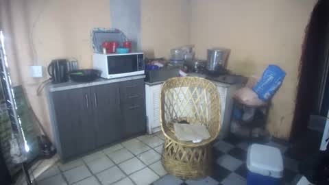 curvypear76x online show from September 20, 9:45 am