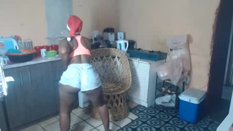 curvypear76x online show from December 24, 6:22 am