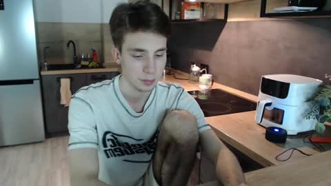 Im Brian online show from February 9, 9:06 pm