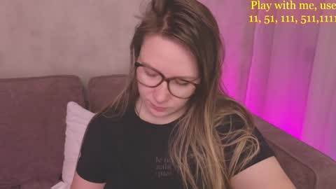 Everyday stream in the same time online show from December 20, 5:47 am