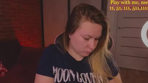 Everyday stream in the same time online show from March 8, 4:45 am