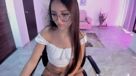 Bella Fox online show from February 9, 4:21 pm