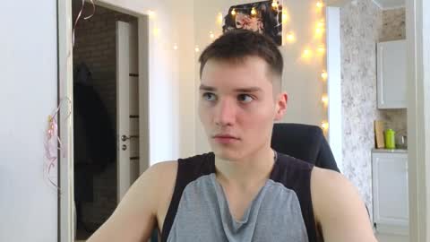 Kite and Jack online show from February 27, 6:02 am