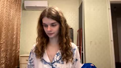 cute_kitte online show from November 12, 9:28 pm