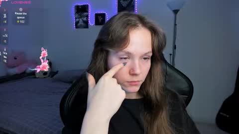 Snapshot of cute_little_ass chatting on October 22, 5:25 pm Emily online show from October 22, 5:25 pm