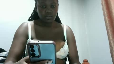 cute_roxie online show from January 14, 10:38 am