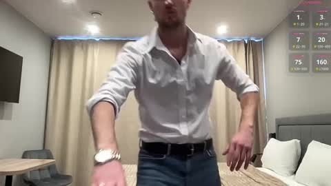 cute_skywalker online show from October 17, 10:19 am