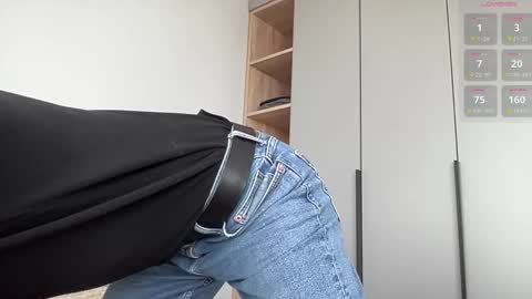 cute_skywalker online show from September 27, 8:12 am