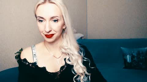 cute_smile_shy online show from January 11, 3:34 am