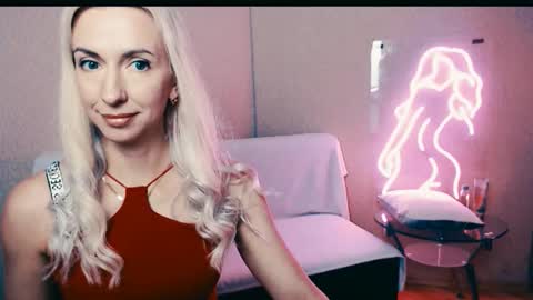 cute_smile_shy online show from September 13, 5:37 pm