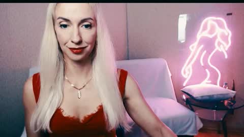 cute_smile_shy online show from September 18, 8:02 pm