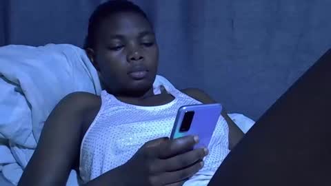 Snapshot of cute_tamara1 chatting on October 22, 4:04 am cute_tamara1 online show from October 22, 4:04 am