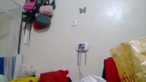 Snapshot of cuteallianah07 chatting on September 28, 4:54 am cuteallianah07 online show from September 28, 4:54 am