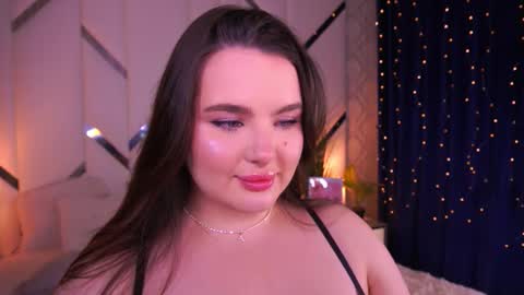 Amber online show from February 8, 1:53 am