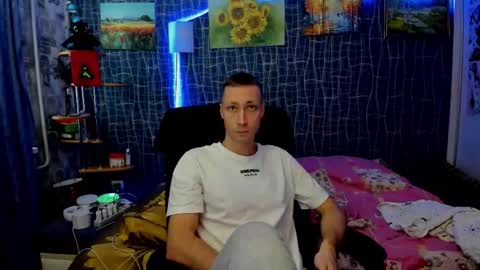 cuteboy228 online show from January 6, 11:58 am