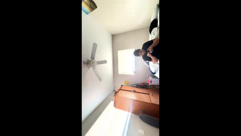 loveolots online show from March 9, 5:06 pm