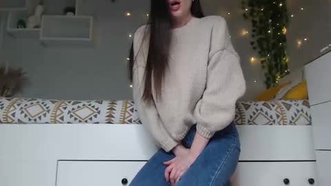 Anna online show from November 27, 12:24 pm