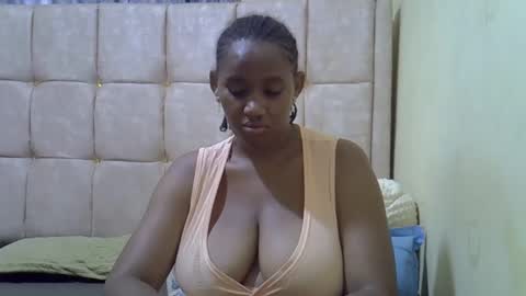 cutestebony1 online show from January 15, 5:16 am