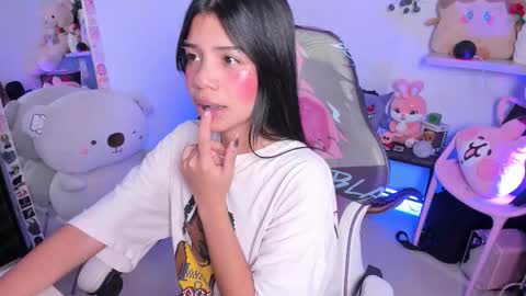 Snapshot of cutestephuwu chatting on October 30, 1:28 am  - independent model online show from October 30, 1:28 am