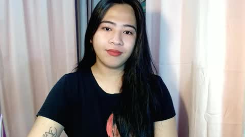 cute online show from January 12, 7:21 pm